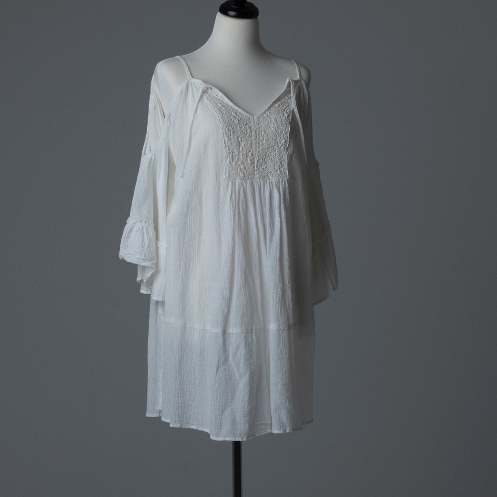Open Shoulder Gauzy Dress with Embroidering